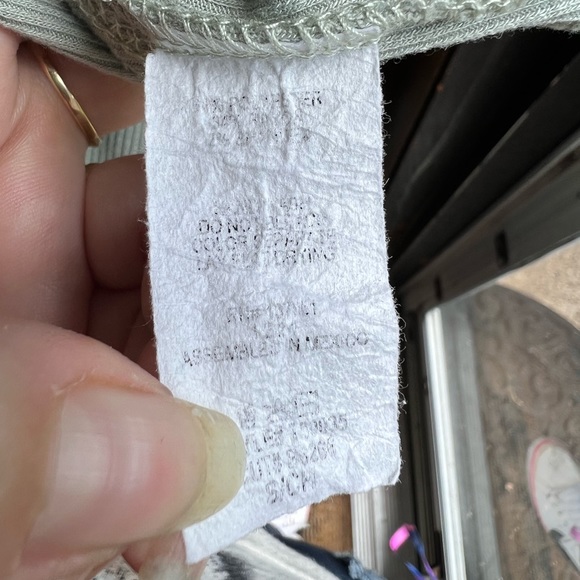 Woman’s gaze light green bodysuit - Picture 3 of 16